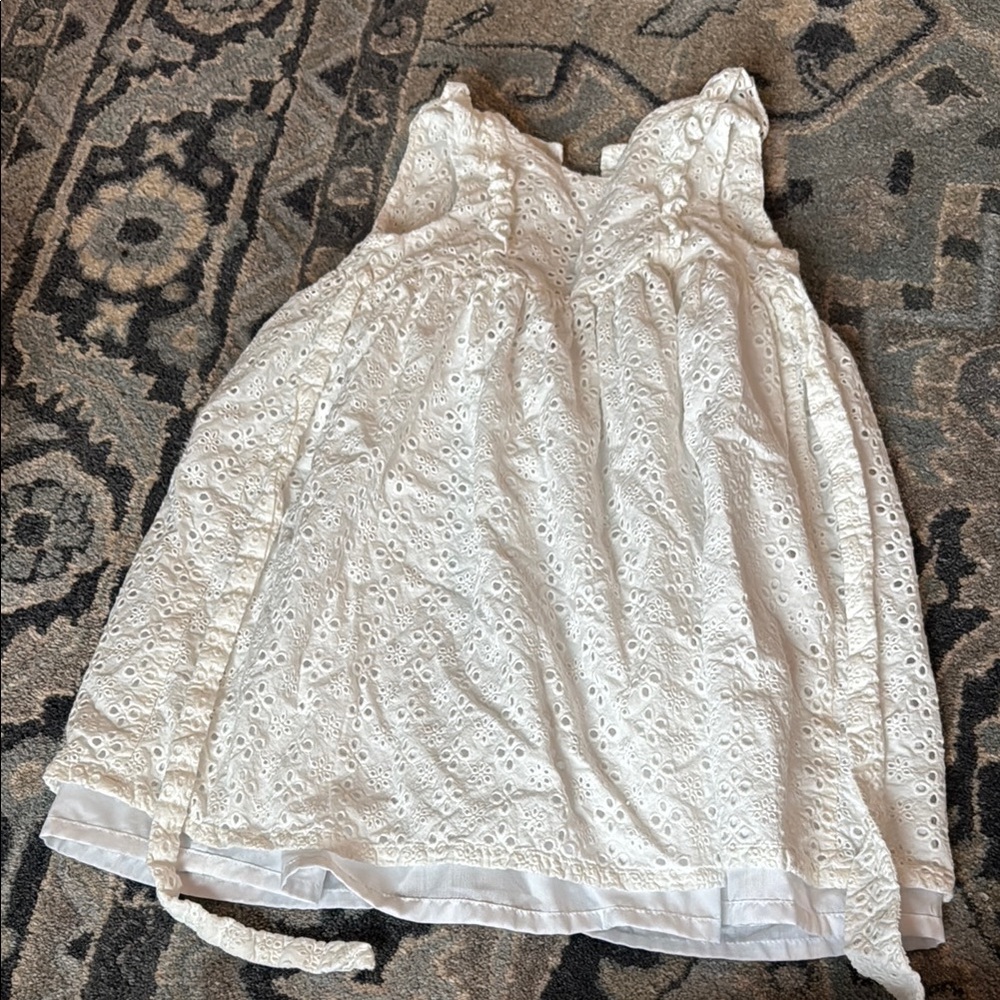 White dress Edgehill